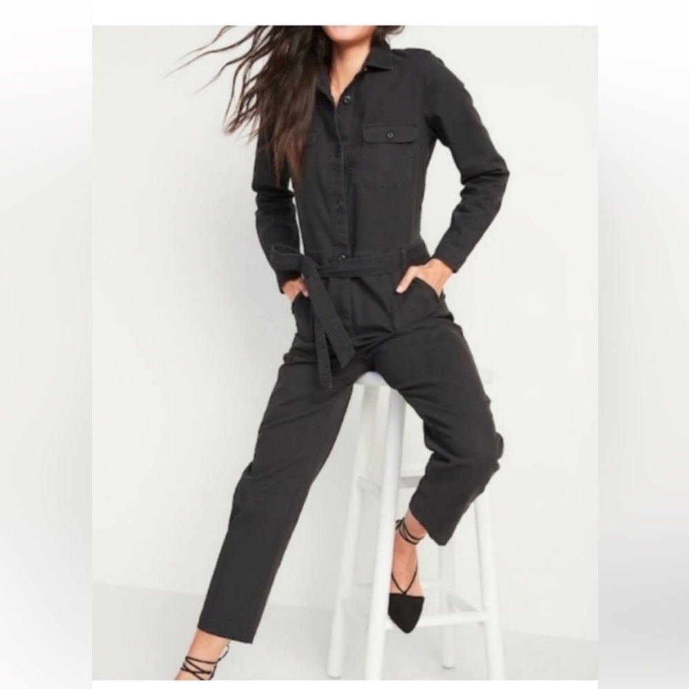 Old Navy Dark Gray “Panther” Charcoal Women's Utility Jumpsuit
